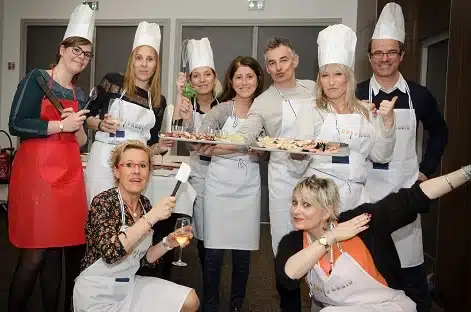 Atelier cohésion d'entreprise : le cooking together ou partager le bonheur de l'art culinaire Atelier cohésion d'entreprise : le cooking together ou partager le bonheur de l'art culinaire