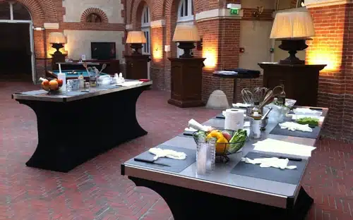 Cours de Cuisine team Building dans votre entreprise et entre collègues Cours de Cuisine team Building dans votre entreprise et entre collègues