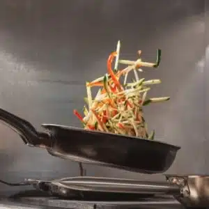 Teambuilding Cours de cuisine pour séminaires événementiels ou visioconférences en télétravail Teambuilding Cours de cuisine pour séminaires événementiels ou visioconférences en télétravail