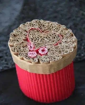 creation d'un tabouret solide en carton creation d'un tabouret solide en carton