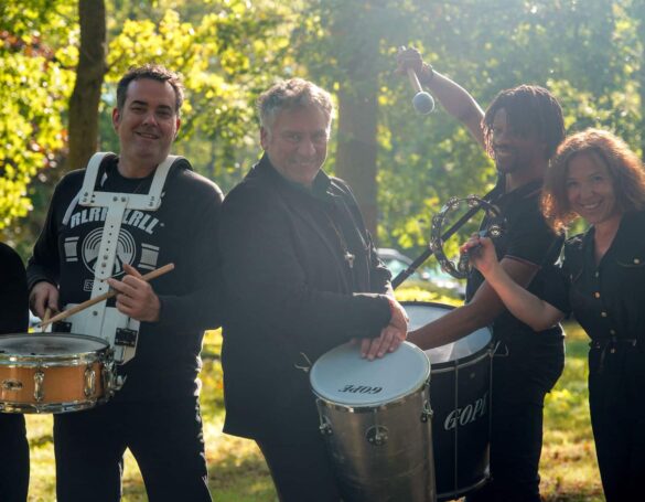 Du Rythme et de la passion pour vos ateliers team building musicaux percussions Batucada / Calypso / Samba / Djembe