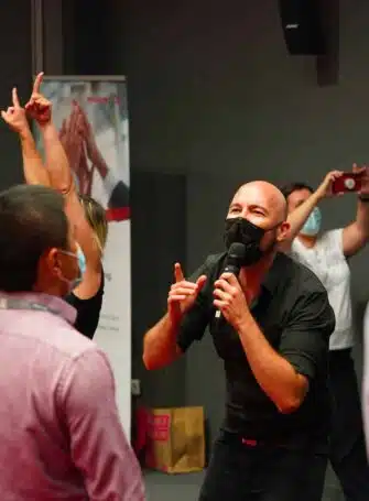 Team Building Symphony Rock : du chant de la danse des percussions Team Building Symphony Rock : du chant de la danse des percussions